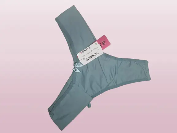 Tanga Fio Duplo Tatiele s/ costuras talle M verde opaco