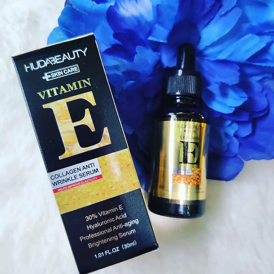 SERUM FACIAL DE VITAMINA E HUDA BEAUTY