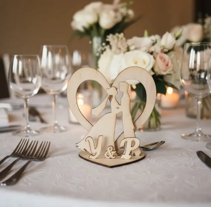 Centro de mesa boda iniciales