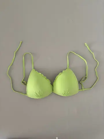 Malla triangulo liso con bolado