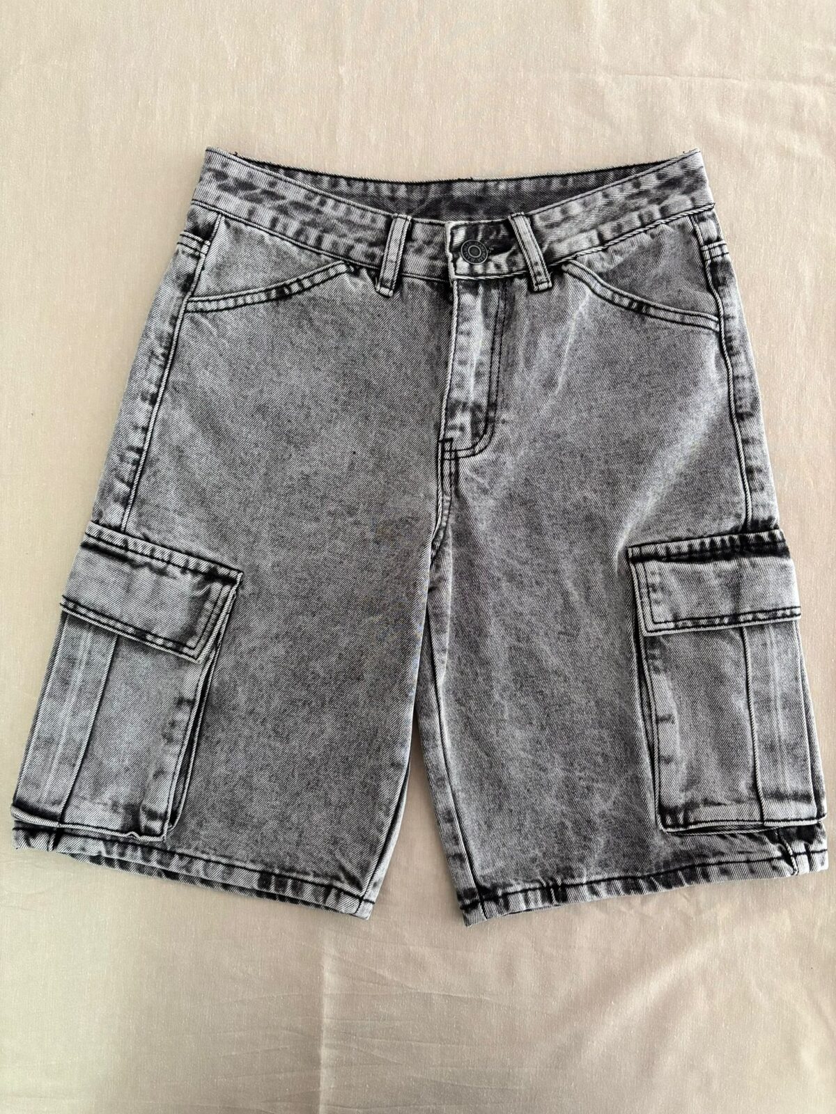 Bermuda Cacho Black