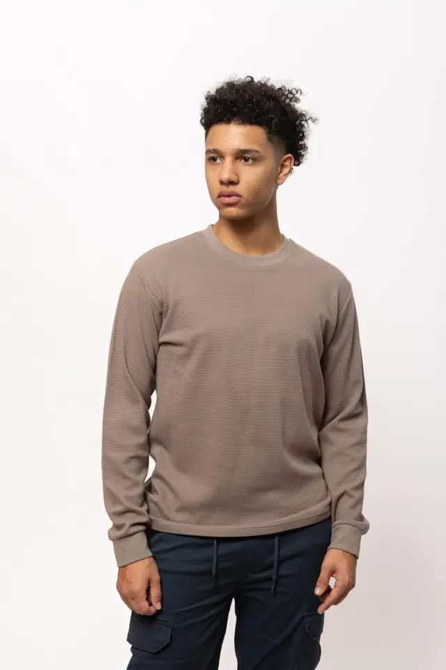 Remera Sweater a la base