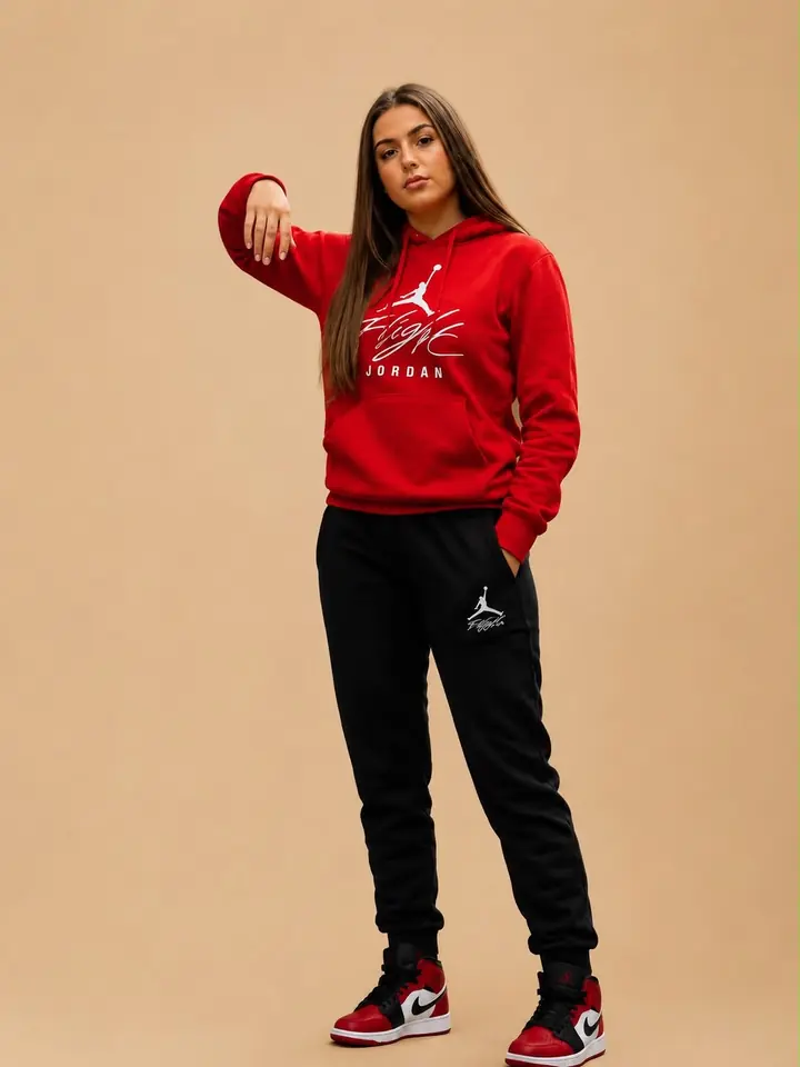 Conjunto Deportivo Red & Black