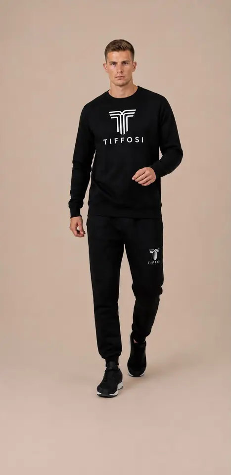 Conjunto Deportivo Essential Black