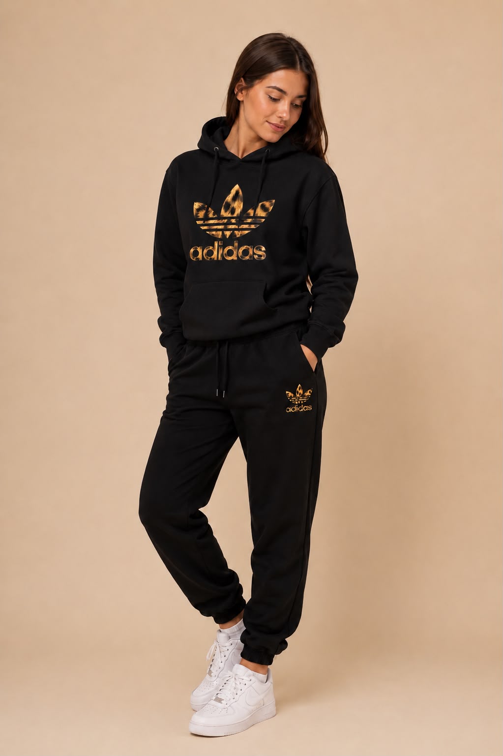 Conjunto Deportivo Negro animal print