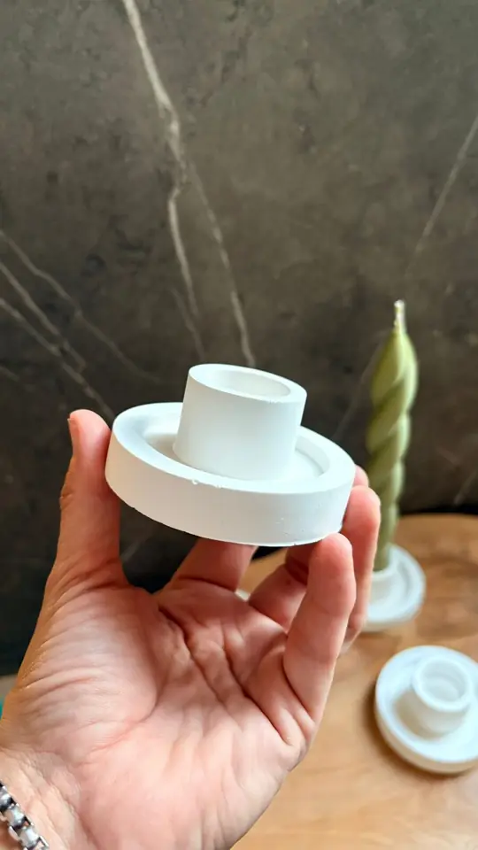 Porta velas de yeso para velas largas