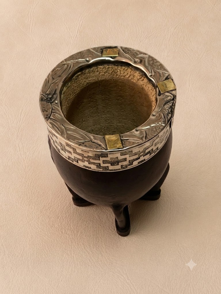 Mate Imperial de Calabaza con Apliques en Bronce