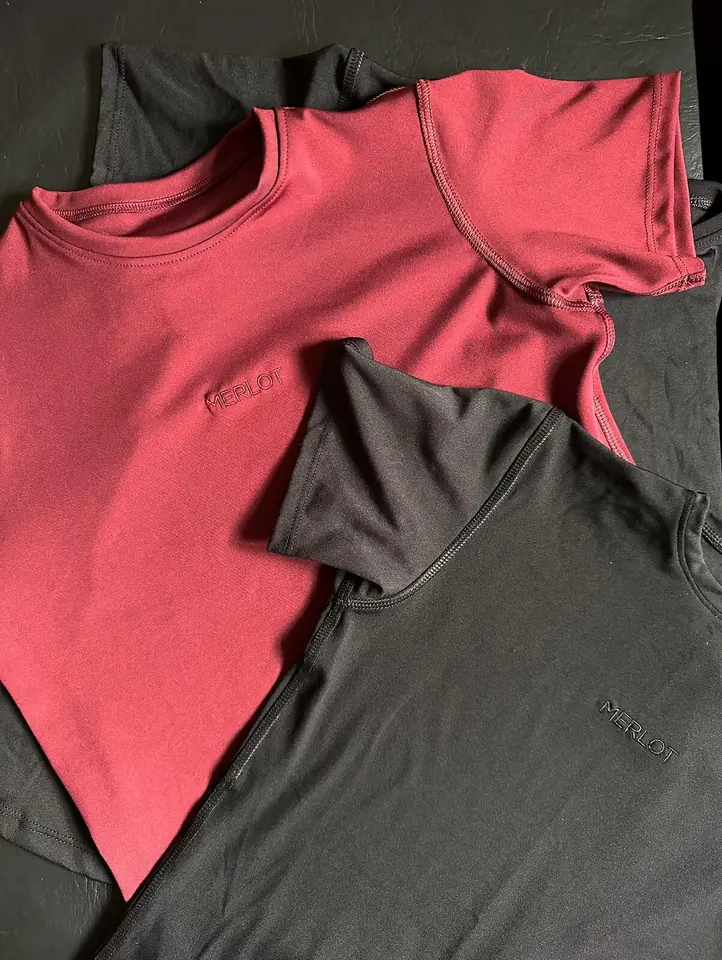 REMERA NEGRA - DROP 01