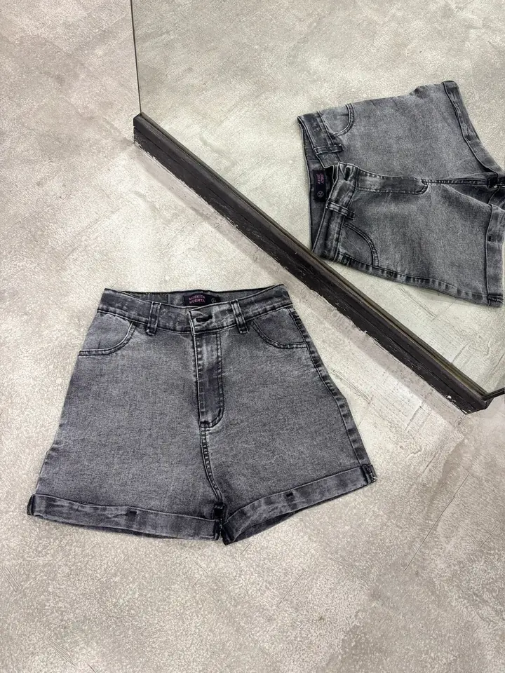 Short de Jeans gris