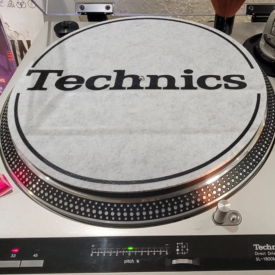 Slipmat o paño 3mm Technics corporativo gris y negro