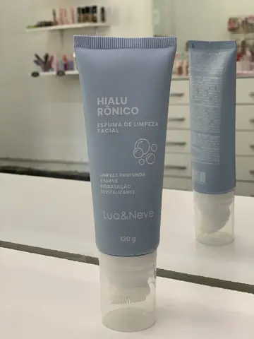 Espuma de limpieza ácido hialurónico
