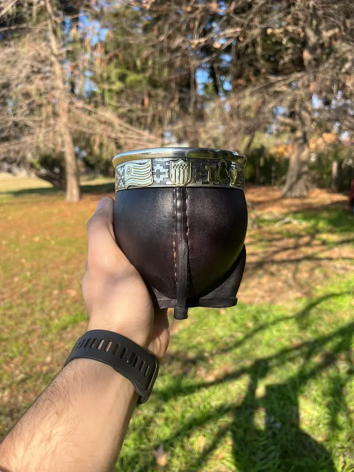 MATE IMPERIAL CON 3 APLIQUES