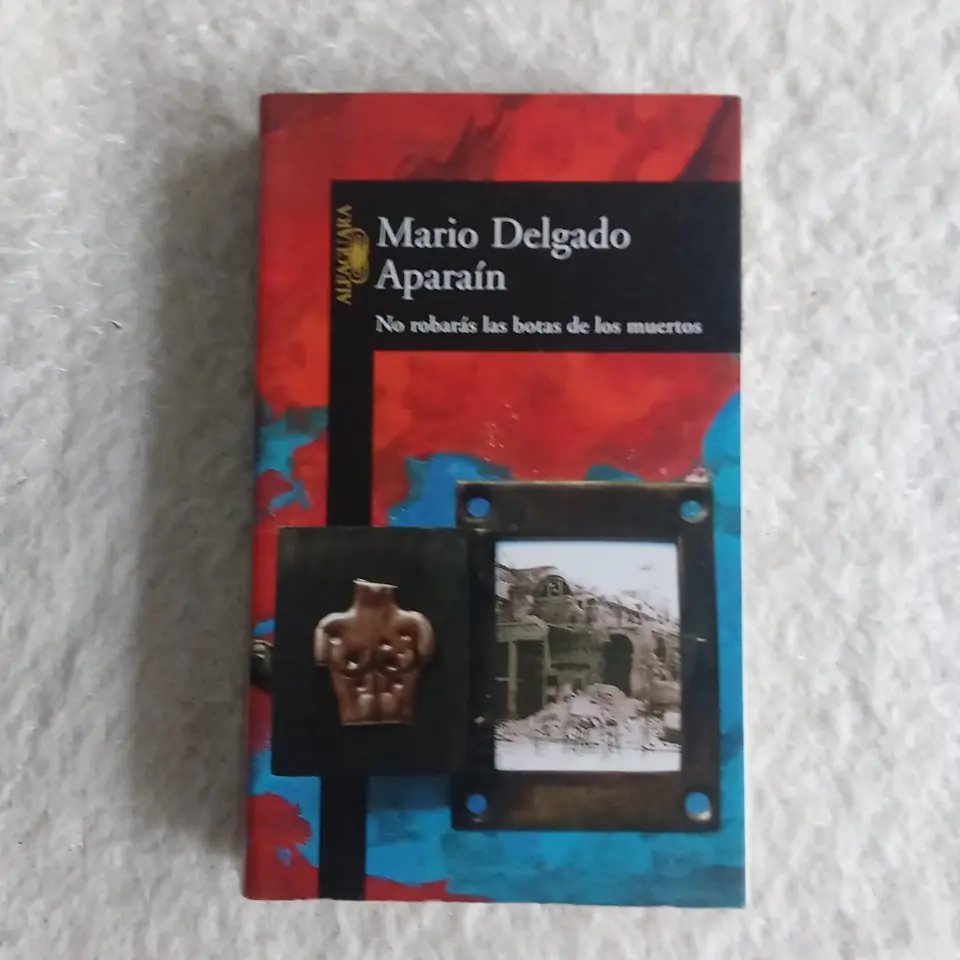 No robarás las notas de los muertos. Mario Delgado Aparaín