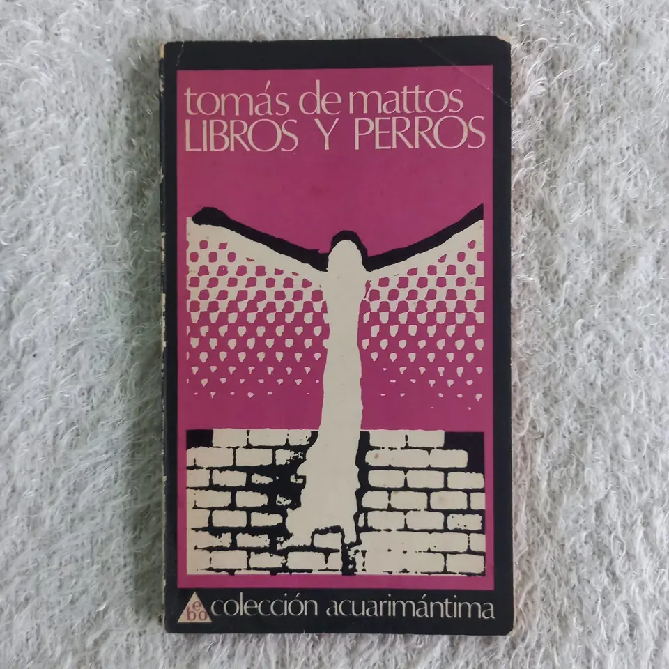Libros y perros. Tomás de Mattos