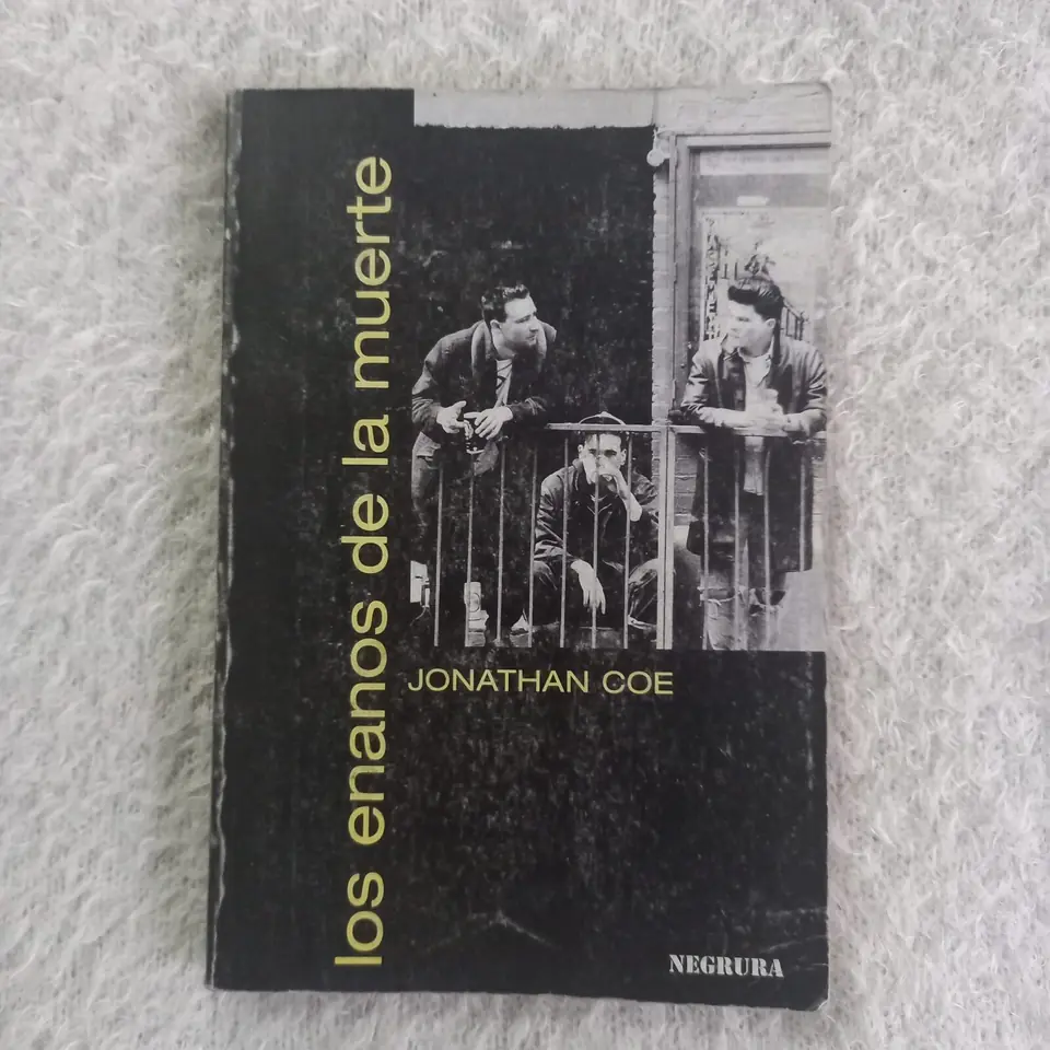 Los enanos de la muerte. Jonathan Coe