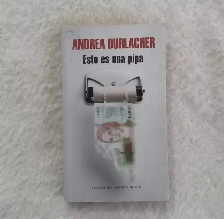 Esto es una pipa. Andrea Durlacher