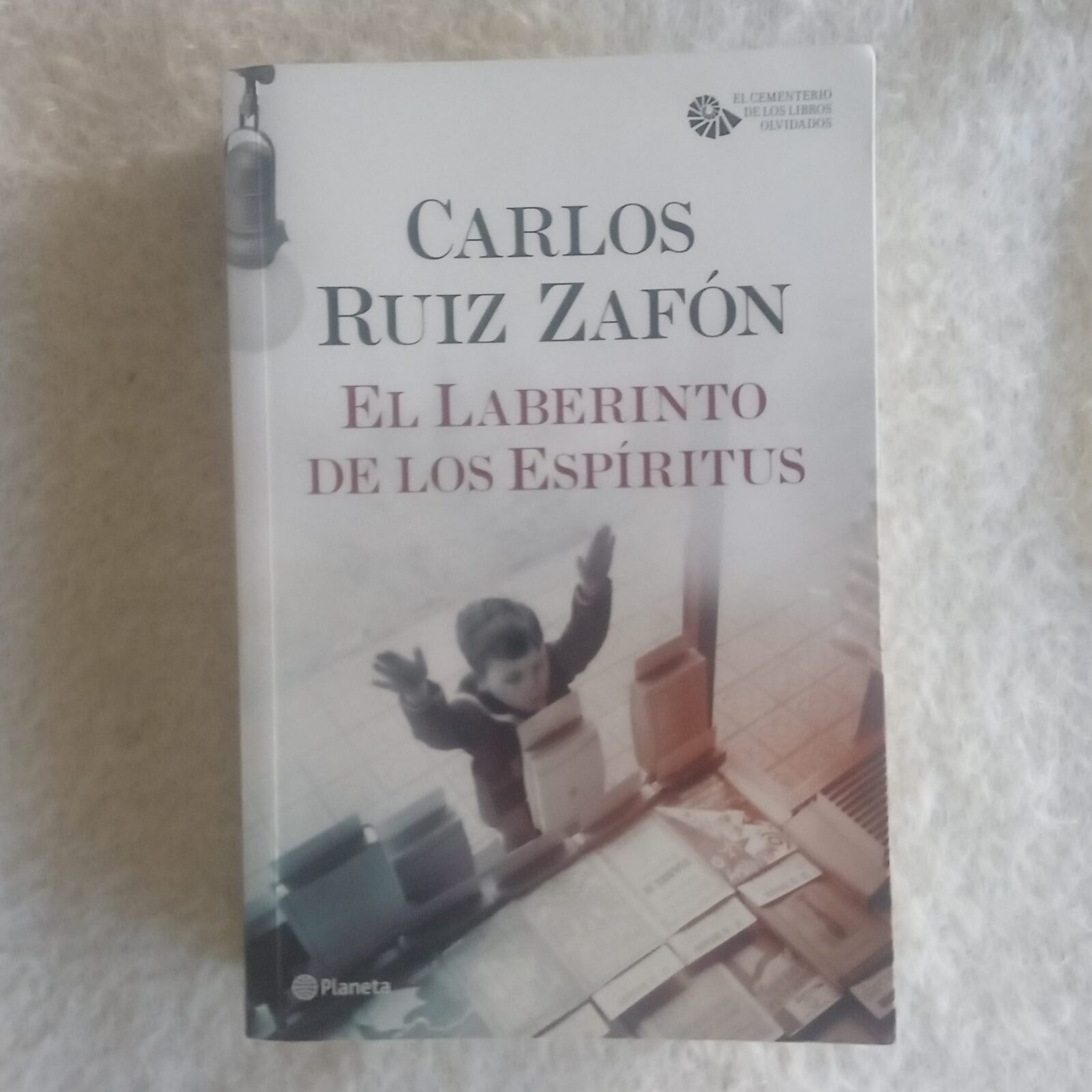 El laberinto de los espíritus . Carlos Ruiz Zafón