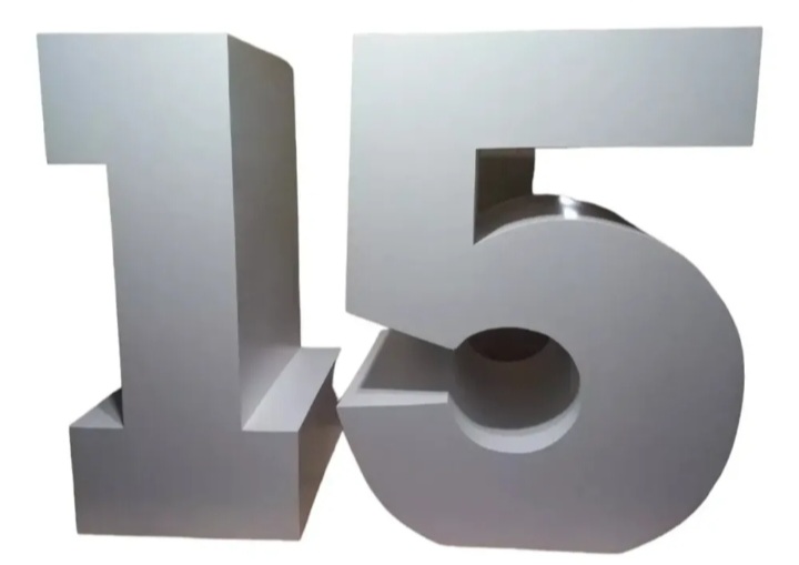 Alquiler mesa 15 corpórea