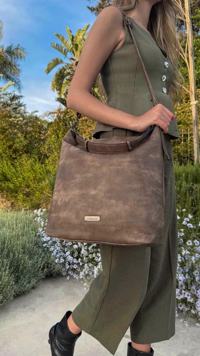 0825/0105 Cartera Peonia