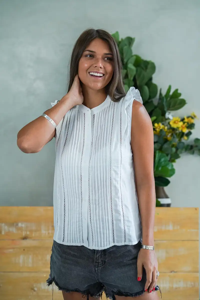 Camisa Musculosa con puntilla