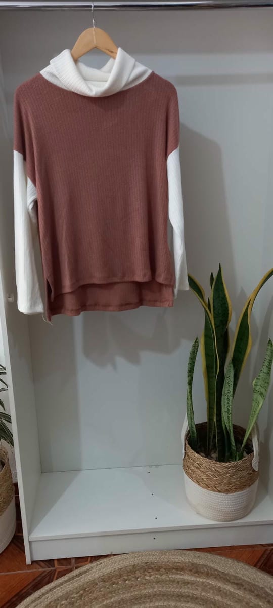 Buzo Polerita combinada   - Colección Raíces