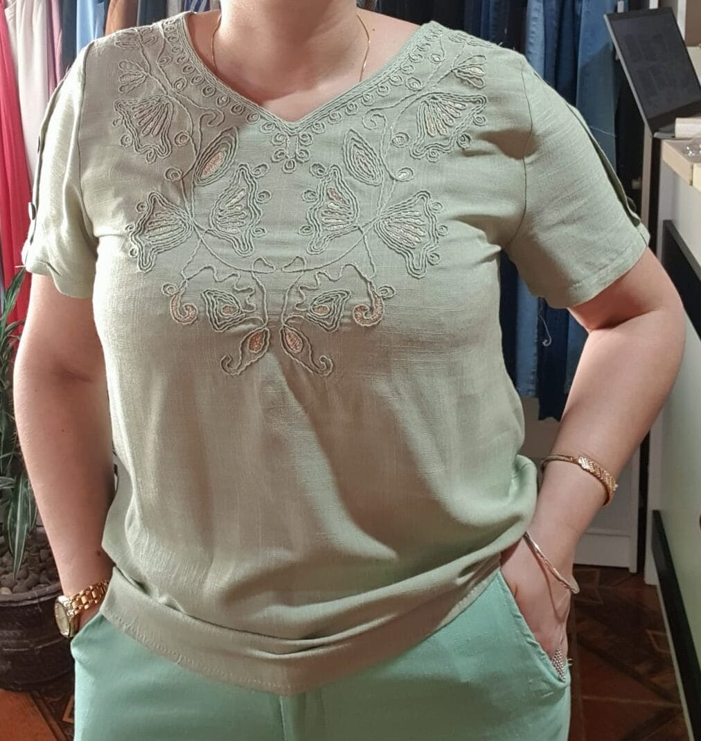 Blusa Bordada