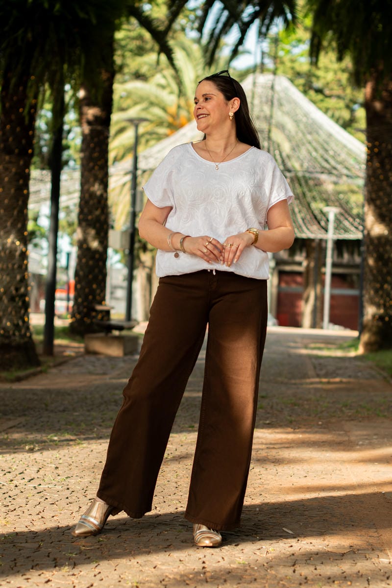 652/0089 BLUSA LINO BORDADO  CON ESPALDA EN ALGODÓN Y REGULADOR