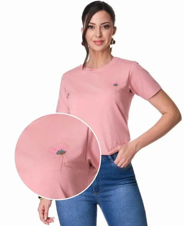679/028 Blusa básica flor happines