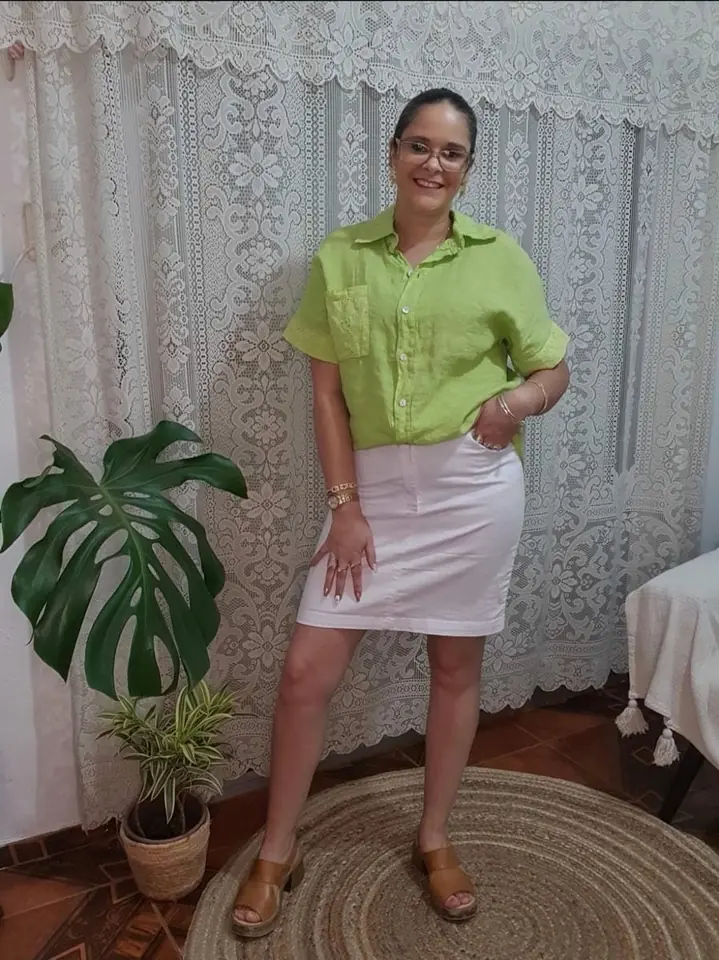 289/0140 Camisa en Lino y Broderie