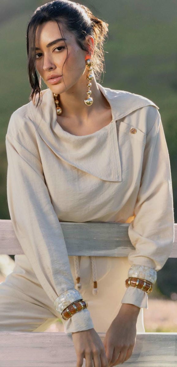 0695/014 blusa Elegance