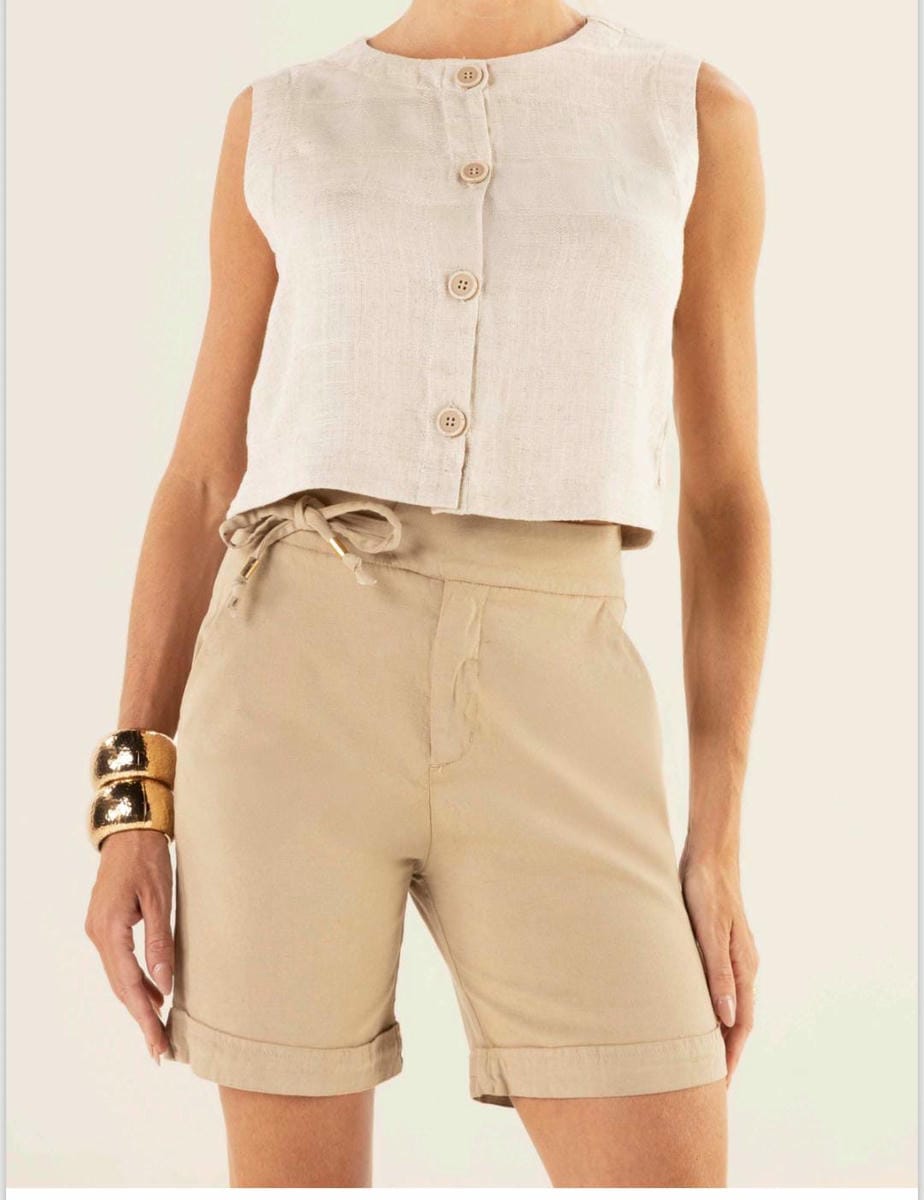 Short Lara
