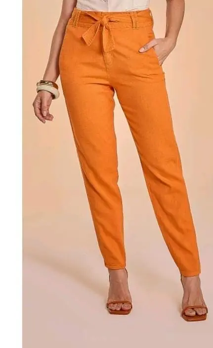 Pantalon Mom alfaiataria