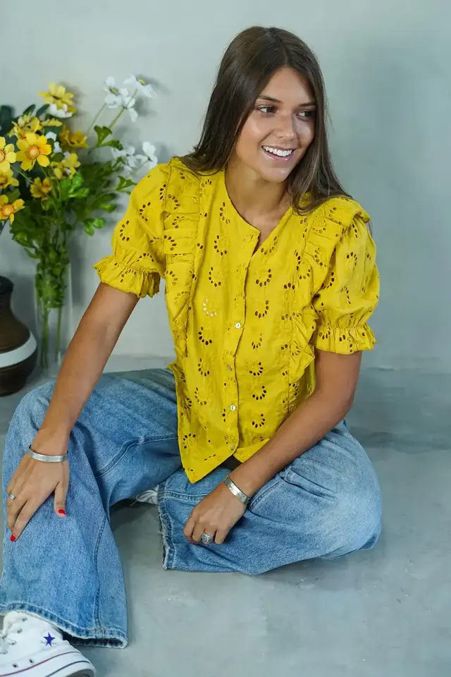 588/090 Camisa manga corta borderie