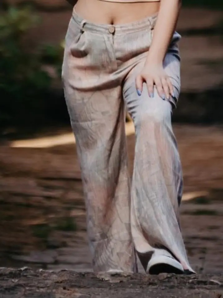 Pantalóna flores sutiles