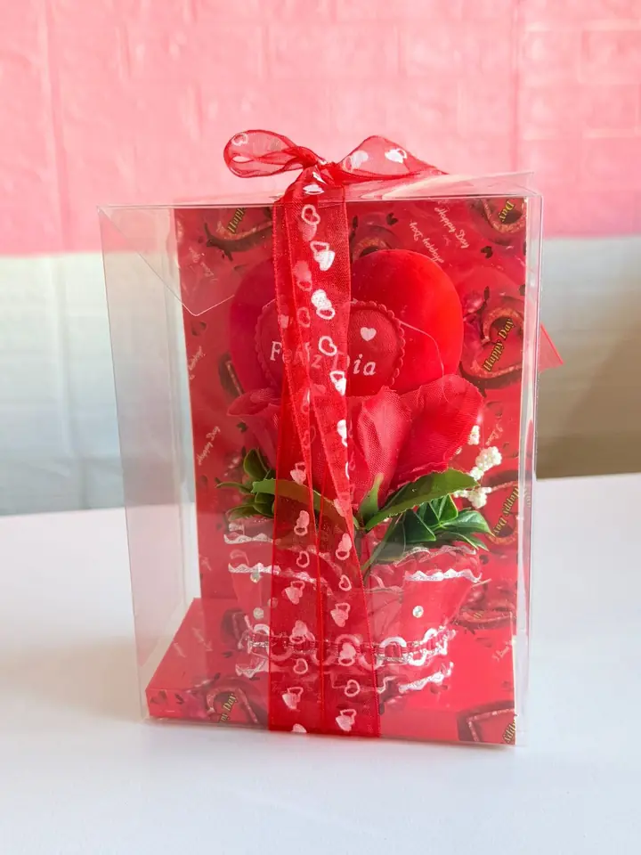 Caja mica con flor