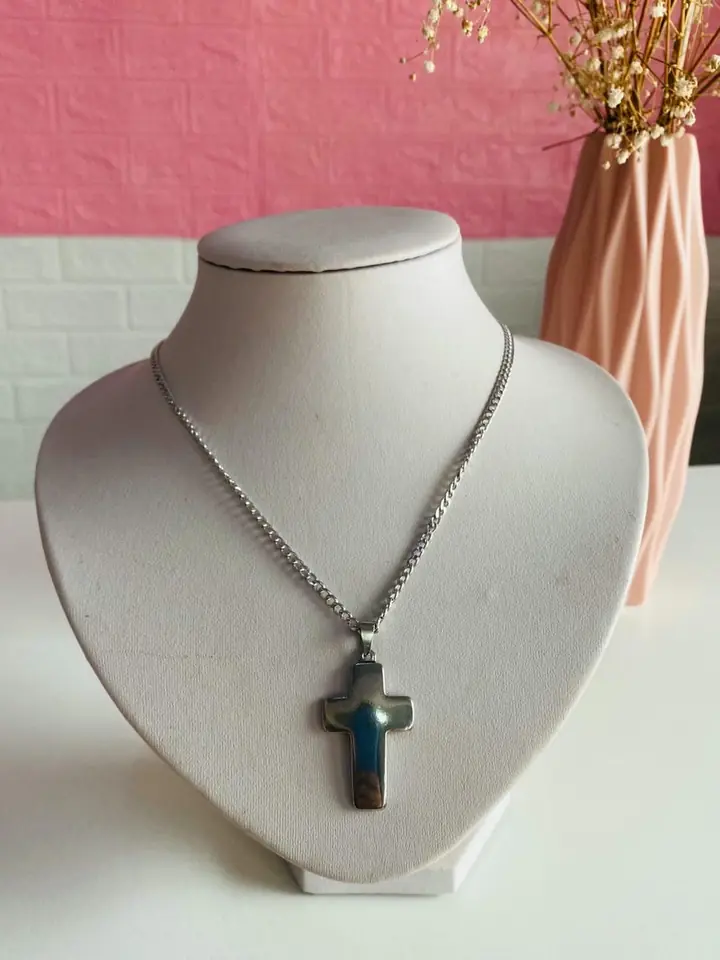 Conjunto cadena y dije