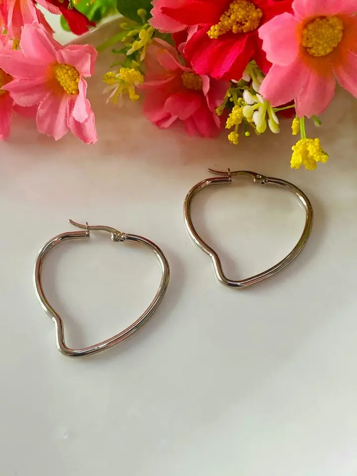 Aros corazón plateado