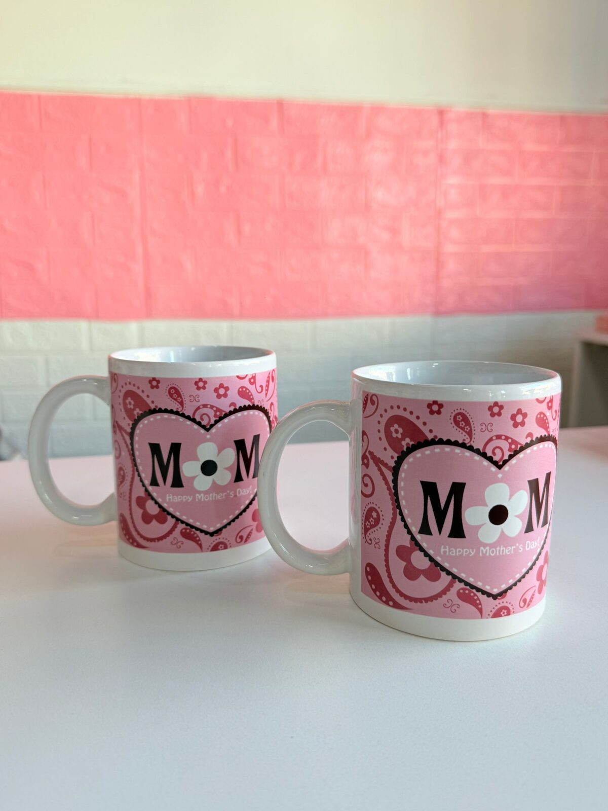Taza "mom" rosa