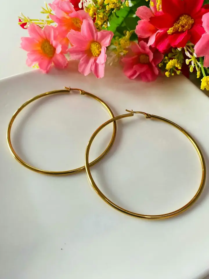 Aros dorado 6cm