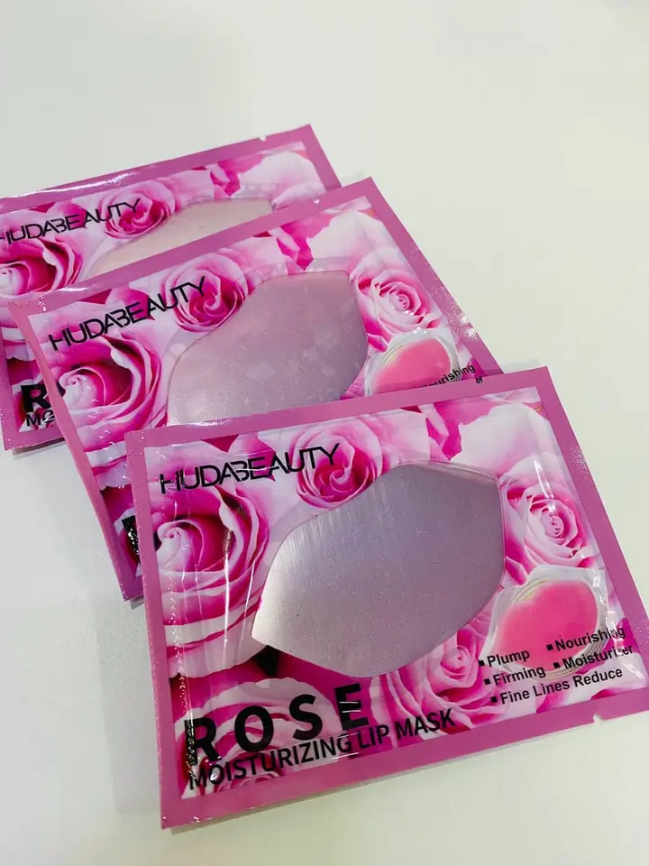 Mascara hidratante para labios rosa