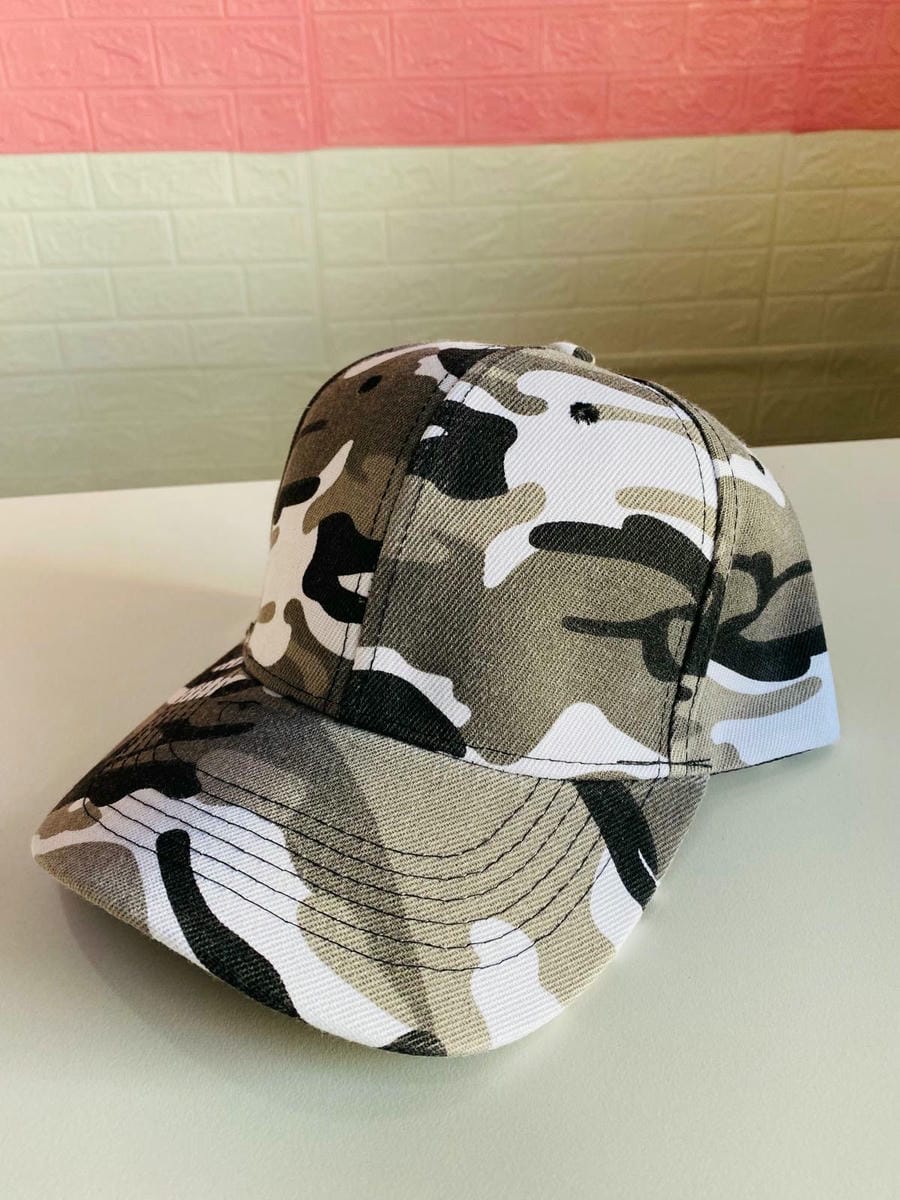 Gorro infantil en tonos grises