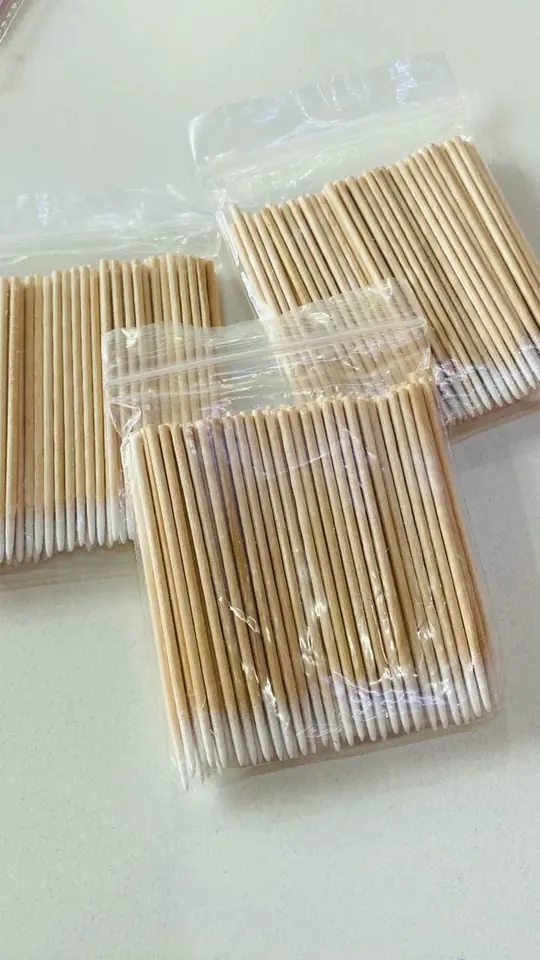 Palitos con algodón