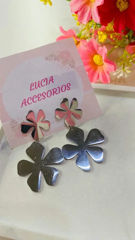 Caravanas largas flor
