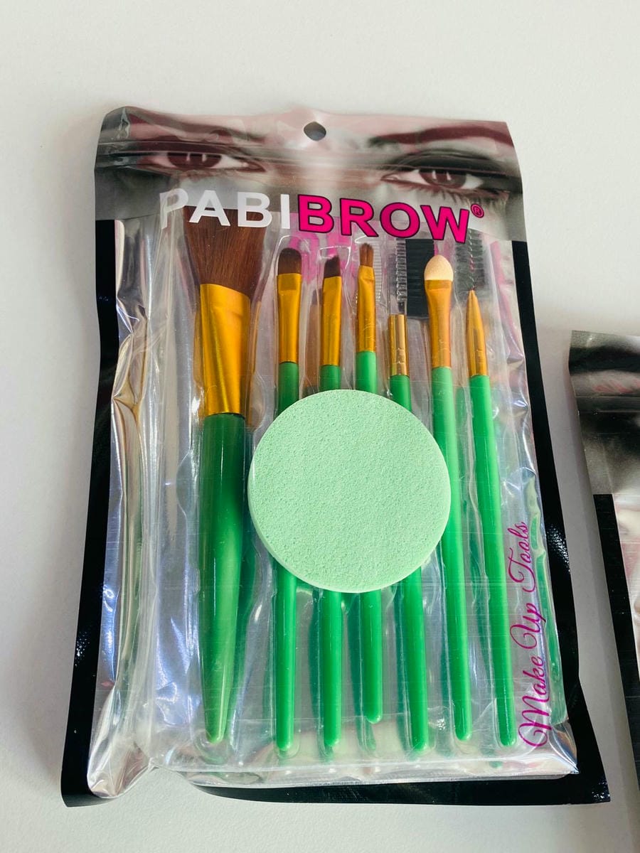 Set de brochas y esponjas