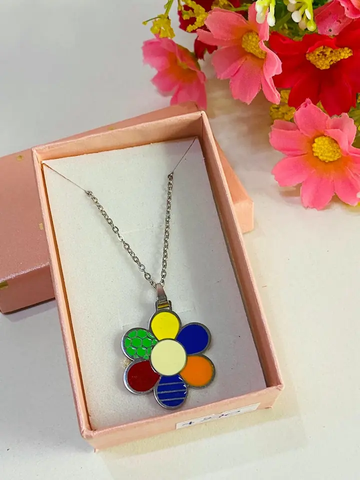 Conjunto flor niña