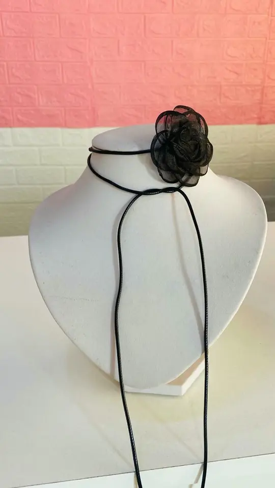 Chocker regulable flor