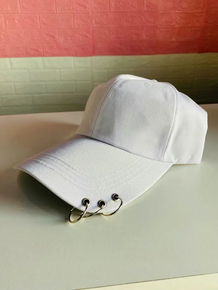Gorro blanco con aro