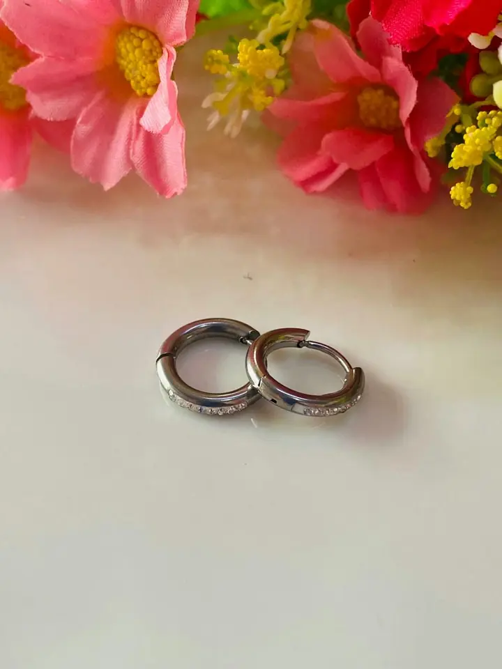 Aro mini 1cm con strass