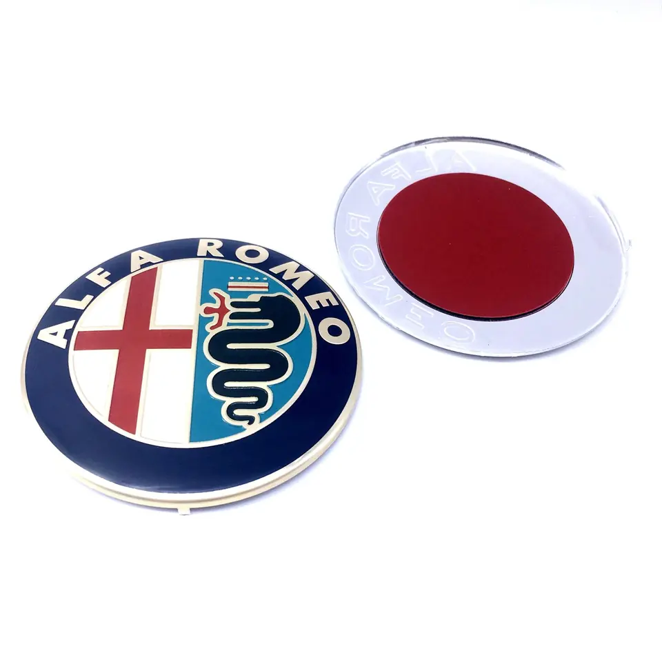 Emblema Alfa Romeo 74mm Dorado