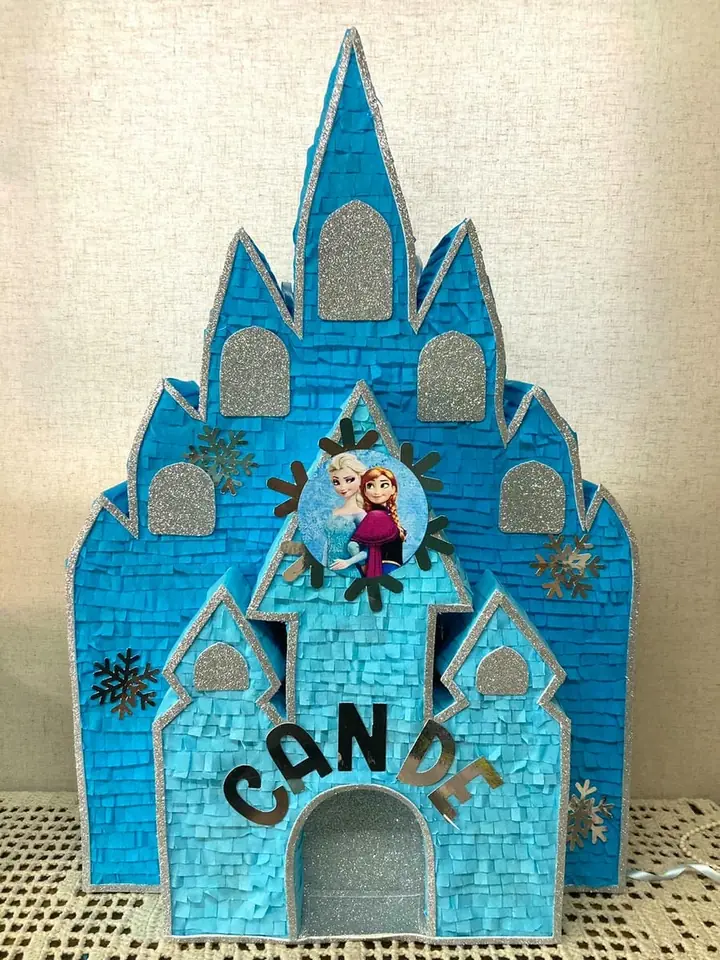 Piñata CASTILLO FROZEN